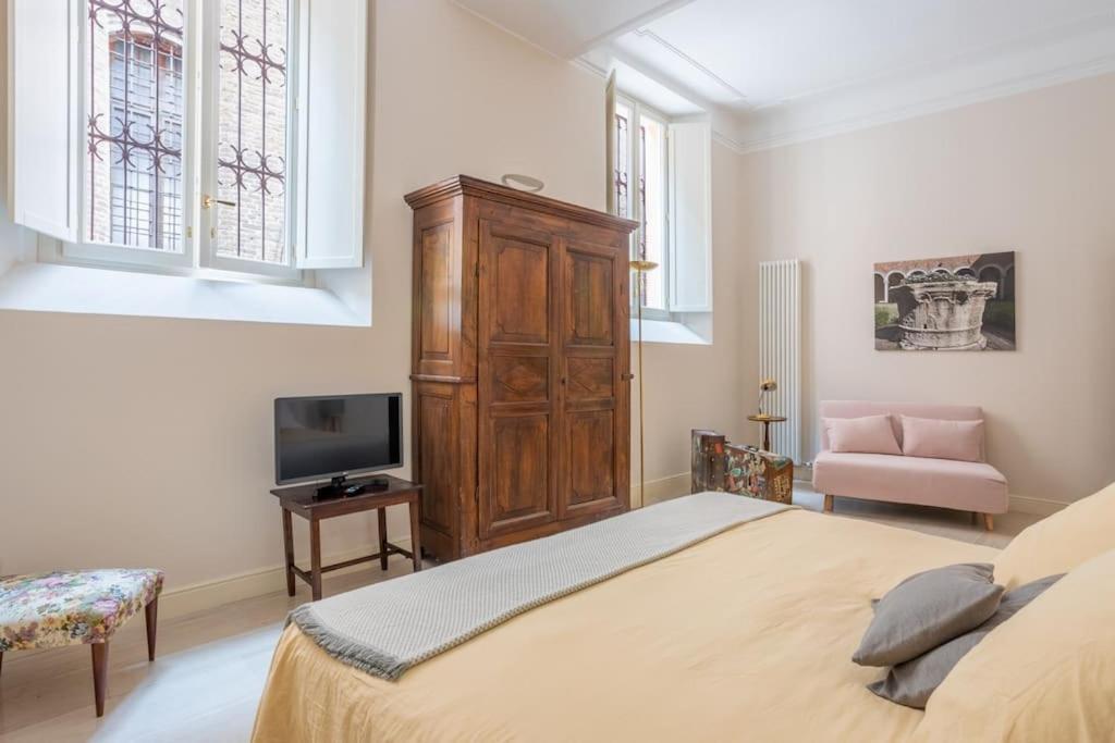 Palazzo Sabbioni Appartamento Lusso Due Camere Soggiorno Cucina Ferrara Dış mekan fotoğraf