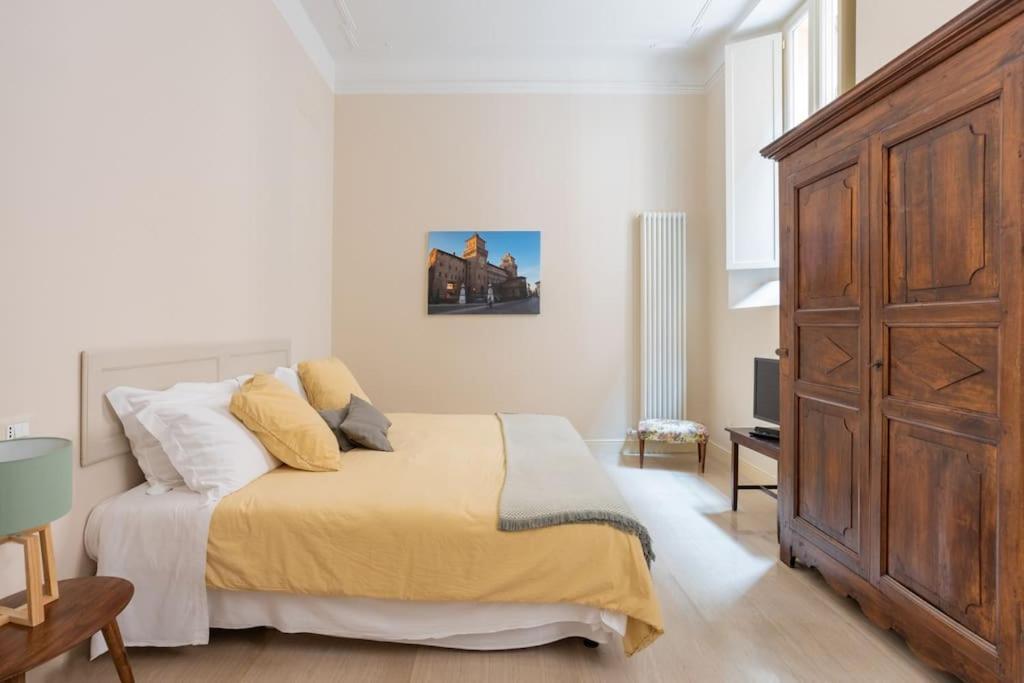 Palazzo Sabbioni Appartamento Lusso Due Camere Soggiorno Cucina Ferrara Dış mekan fotoğraf