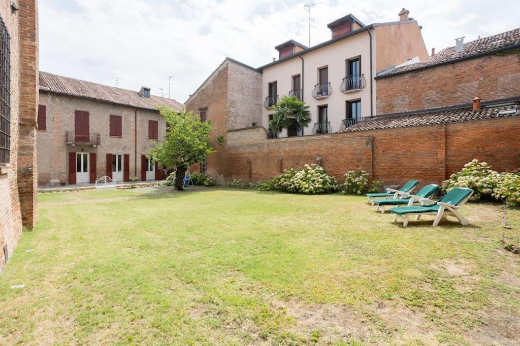 Palazzo Sabbioni Appartamento Lusso Due Camere Soggiorno Cucina Ferrara Dış mekan fotoğraf